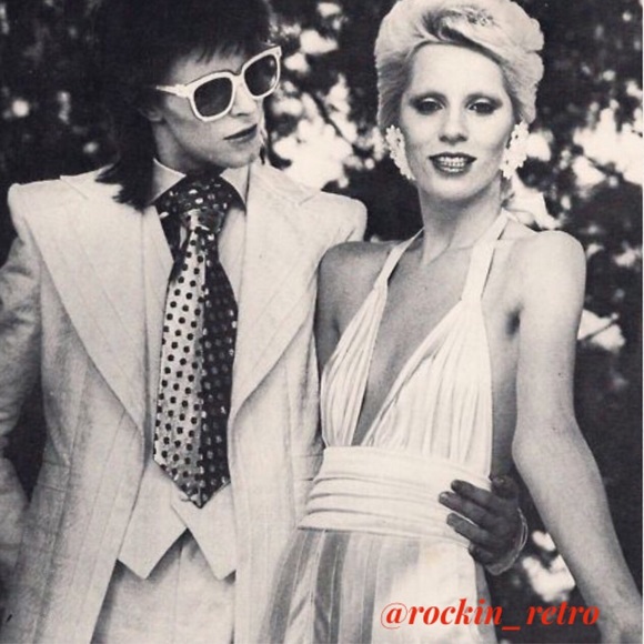 ❤️🌟💜 PROUD MEMBER OF ROCKIN’ RETRO! 🖤🌟💚 - Picture 4 of 8